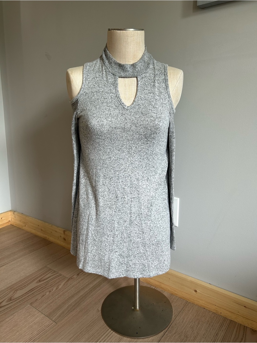 by & by Grey Cold-Shoulder Keyhole Knit Top